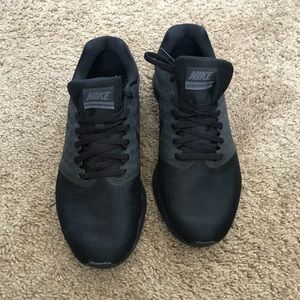 NIKE Downshifter 7 running shoes